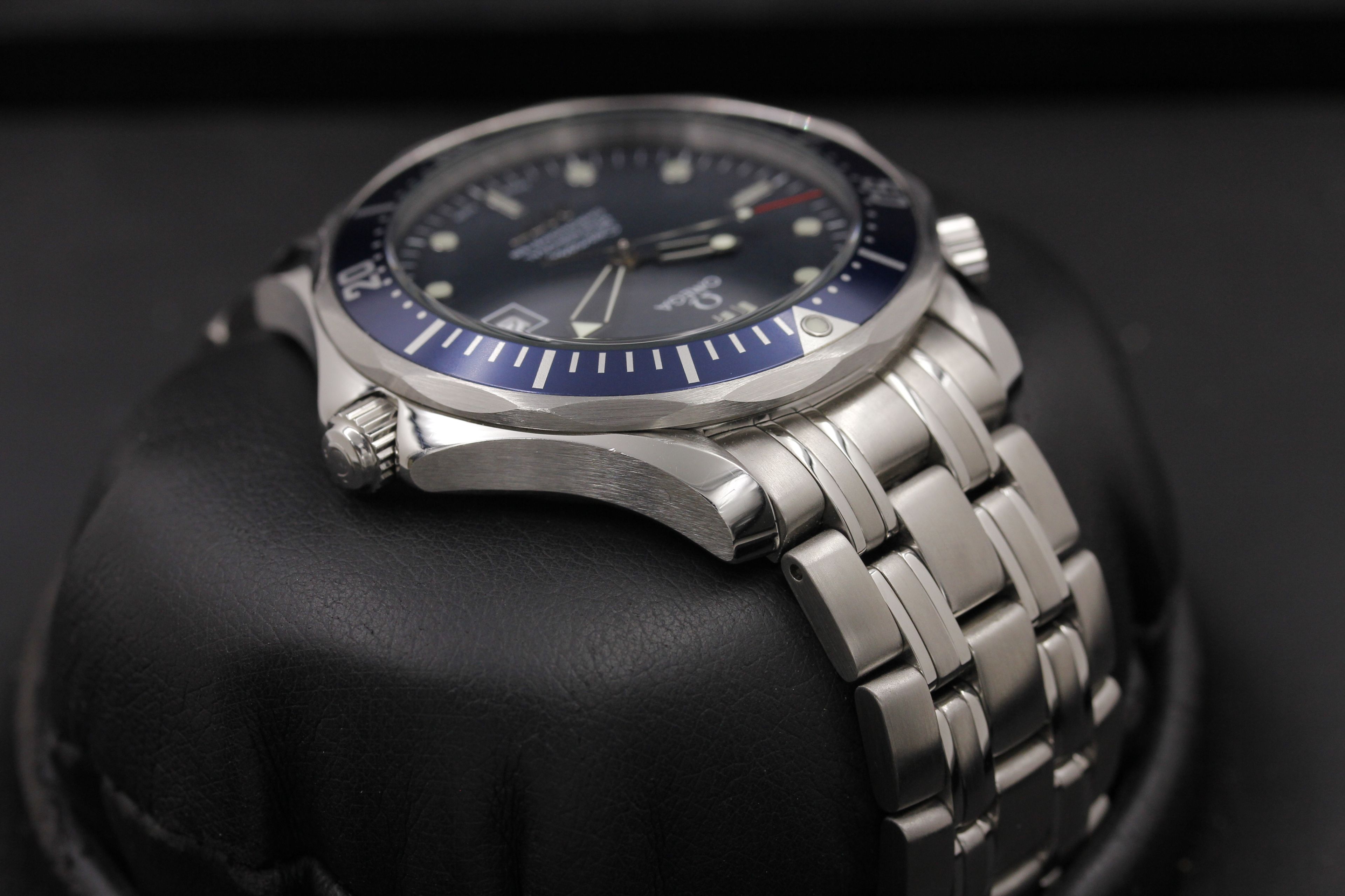 Omega Seamaster 007 40th Anniversary 2537.80 Stainless Steel - OCWatchGuy