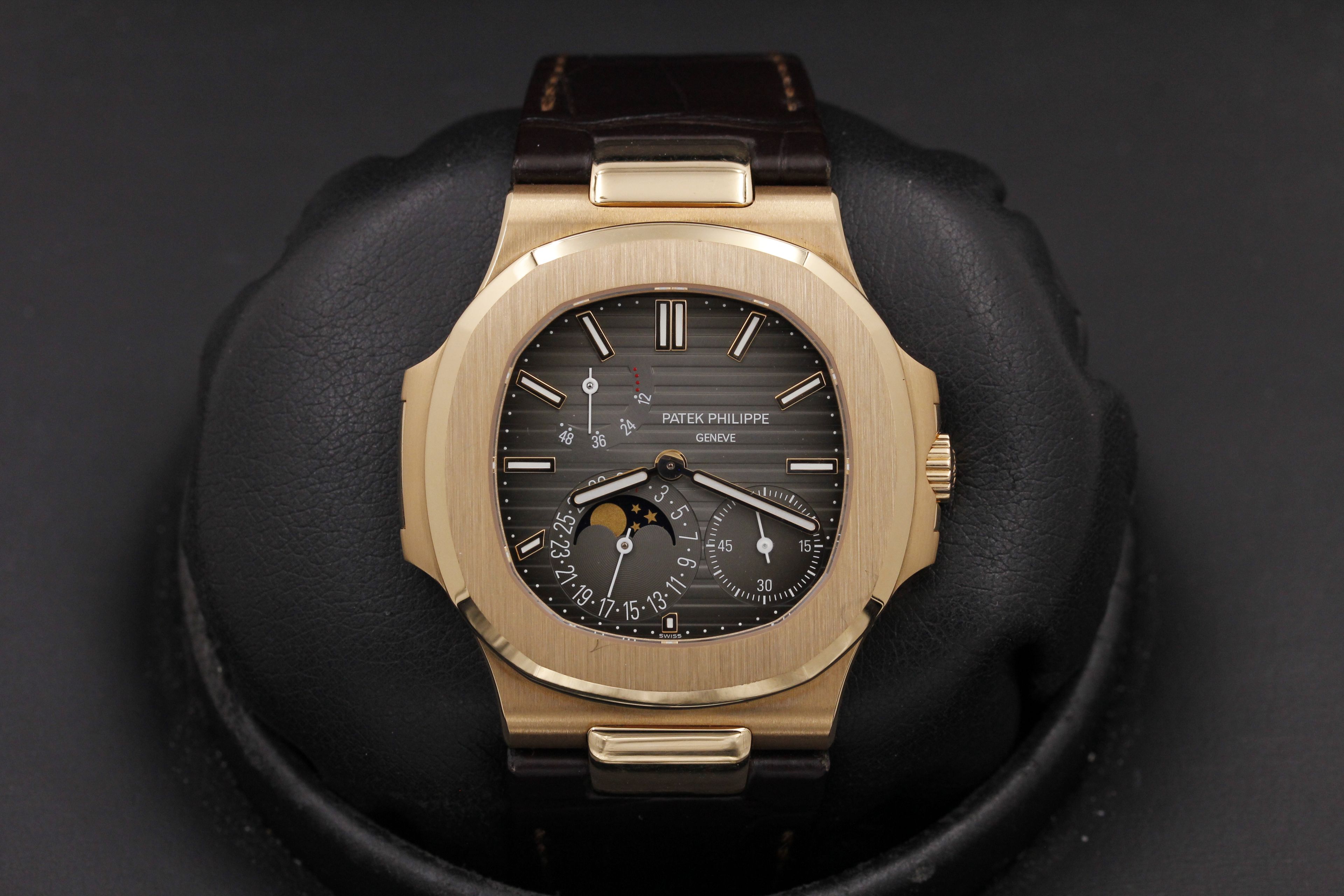 fsot-patek-philippe-nautilus-5712r-rose-gold-moonphase-2017