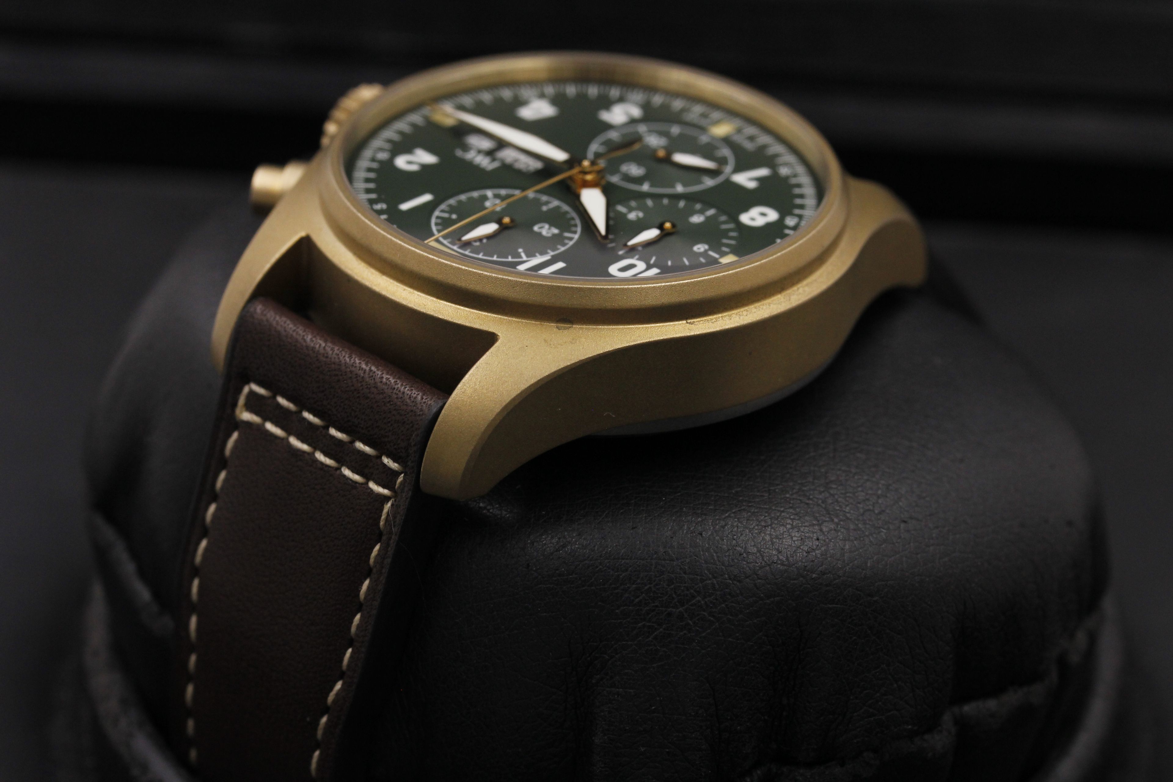 fsot-iwc-pilot-bronze-green-dial-iw3879-02-2019-complete-set